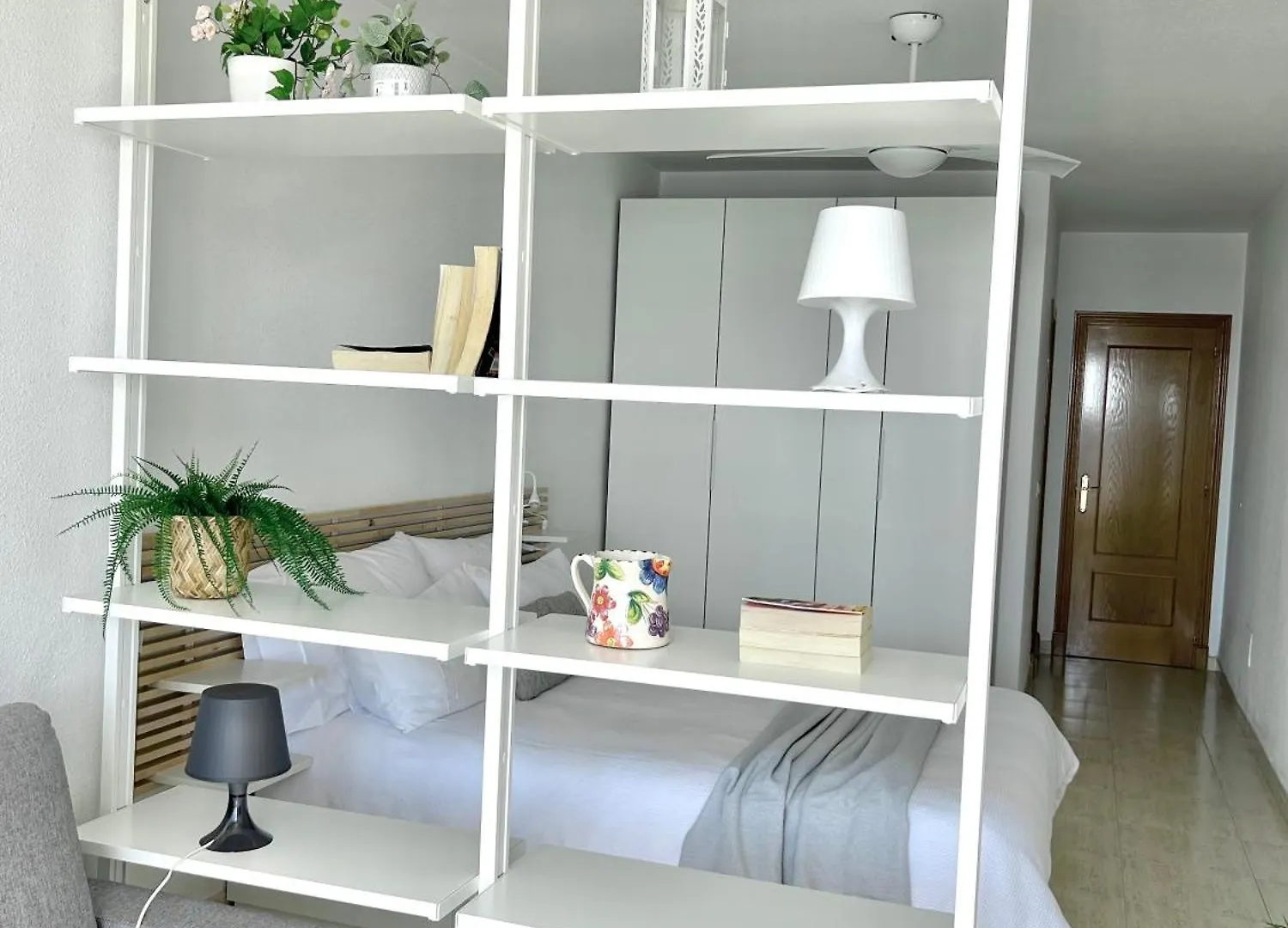 Panoramic Sea Views With Balcony, Air Conditioning And Parking Apartment