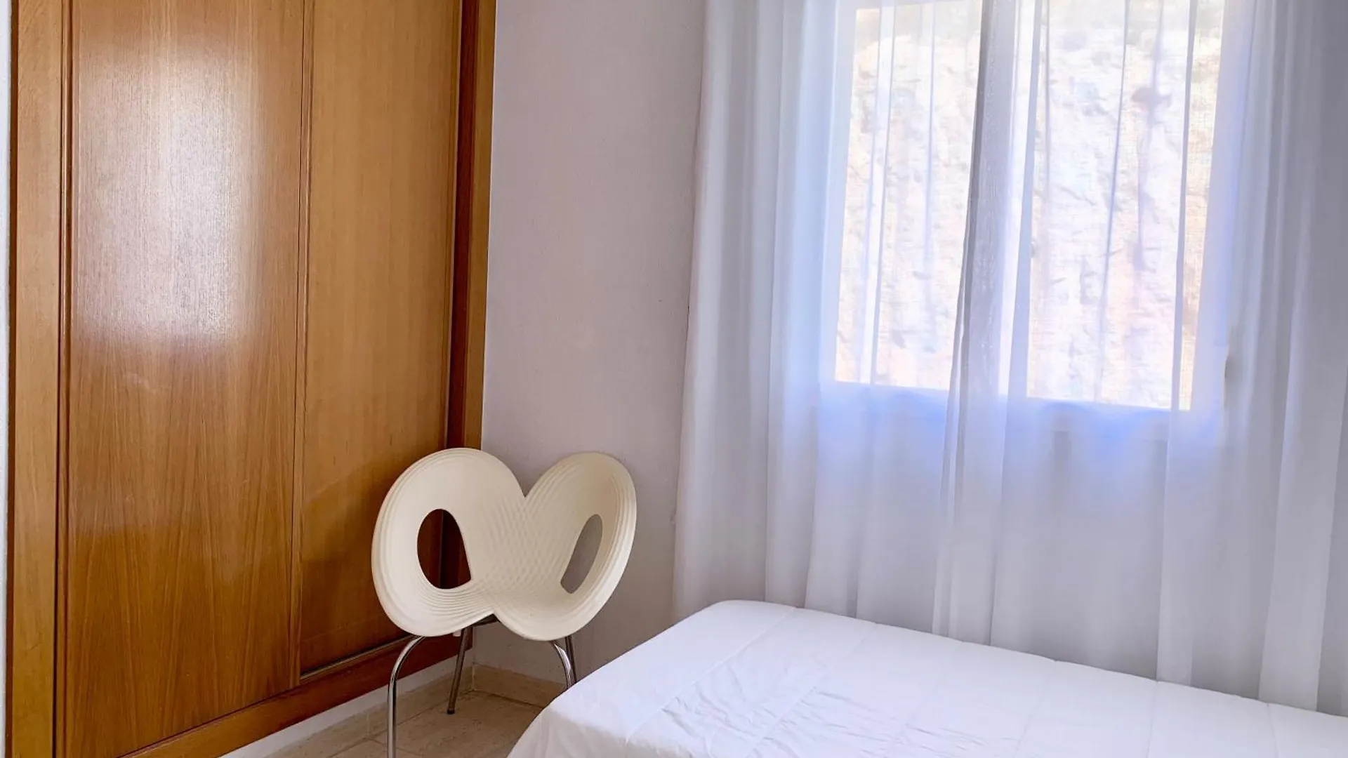 Panoramic Sea Views With Balcony, Air Conditioning And Parking