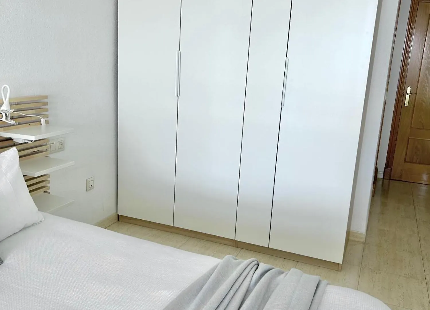 Apartment Panoramic Sea Views With Balcony, Air Conditioning And Parking