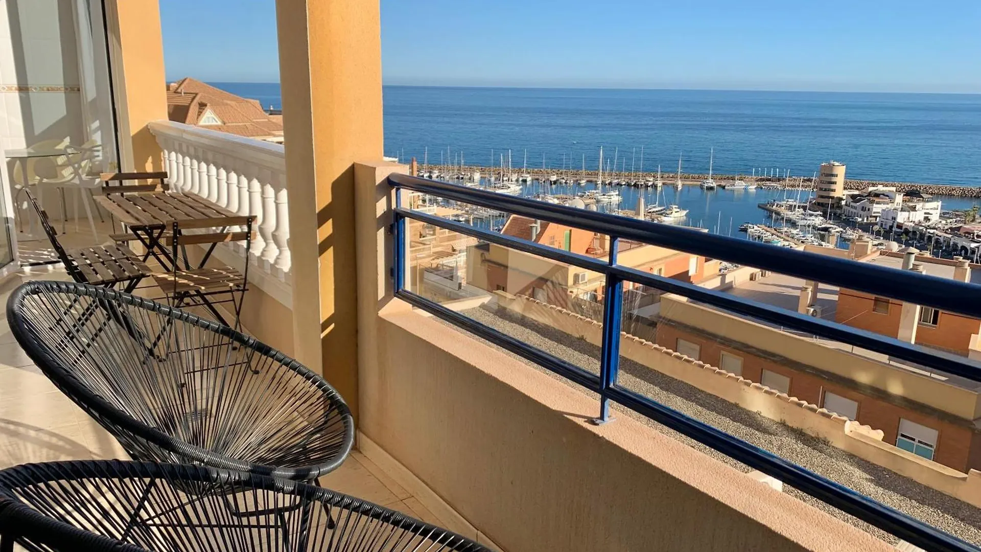 Panoramic Sea Views With Balcony, Air Conditioning And Parking Apartment Aguadulce (Almeria)